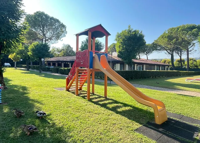 Le Corti Del Lago