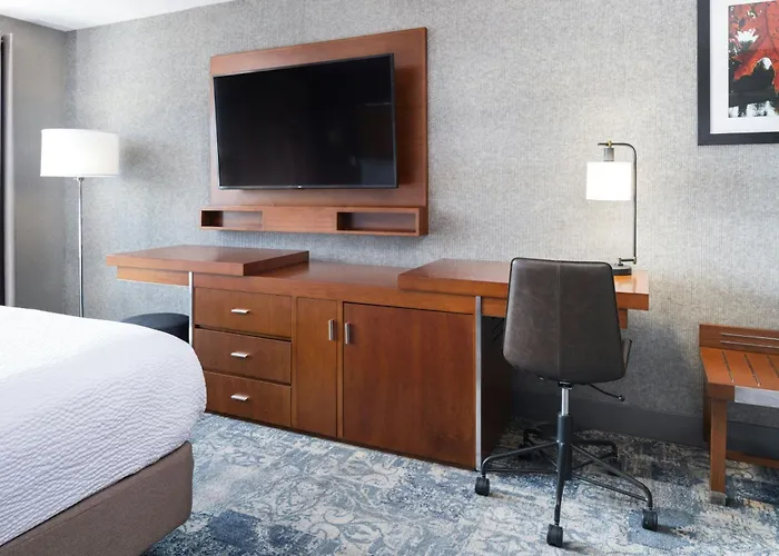 Four Points By Sheraton Victoria Gateway