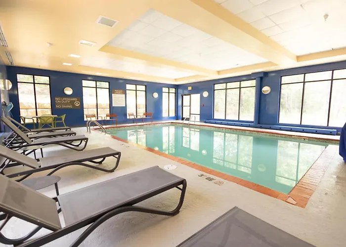 Hampton Inn & Suites Mccomb