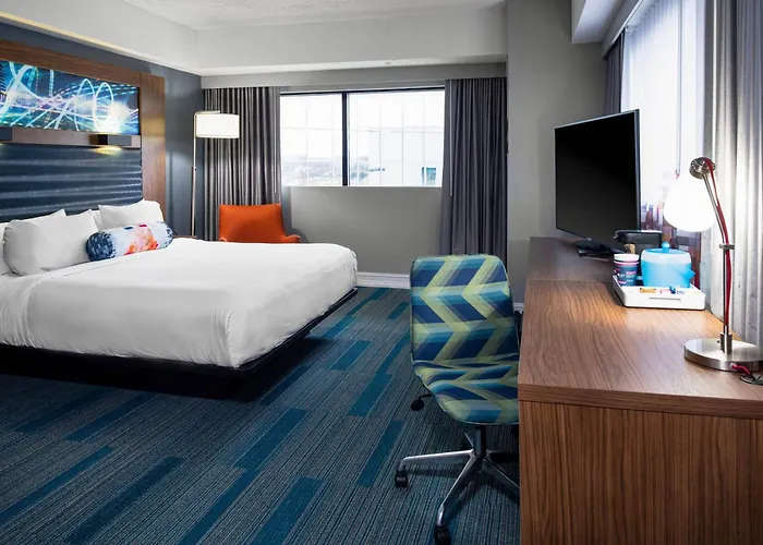 Aloft Nashville West End