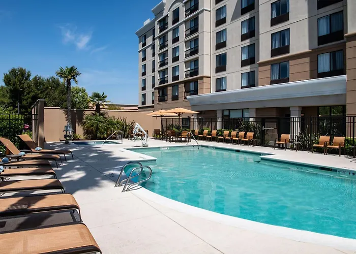 Courtyard By Marriott Newark Silicon Valley