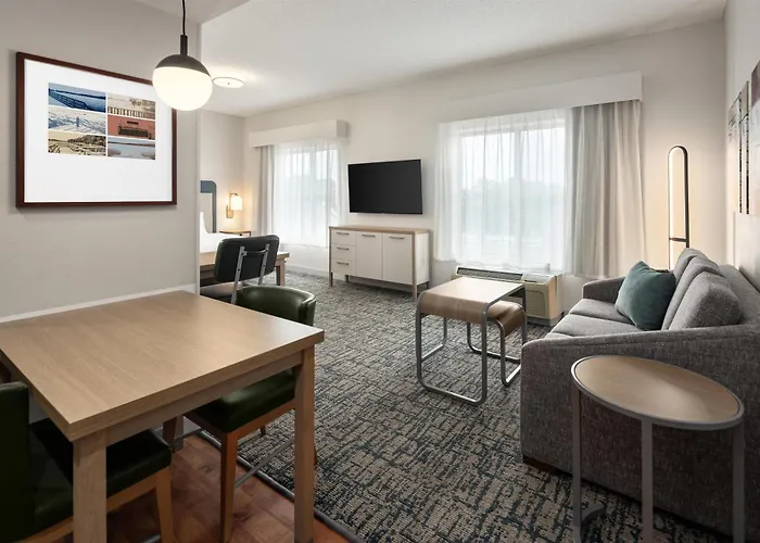 Homewood Suites By Hilton Minneapolis - At West End