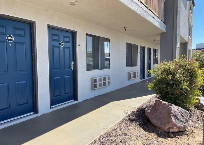 Motel 6 Barstow, Ca - Mojave Desert Stop - I-15
