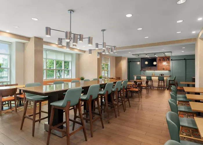 Hampton Inn By Hilton Calgary Airport North