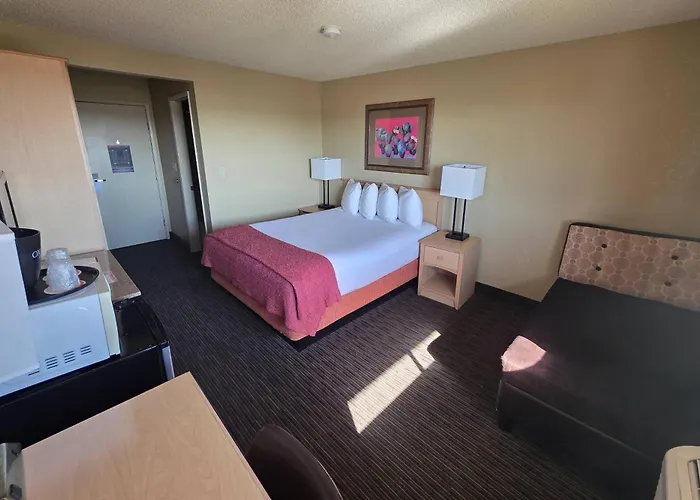 Oxnard Inn Lancaster