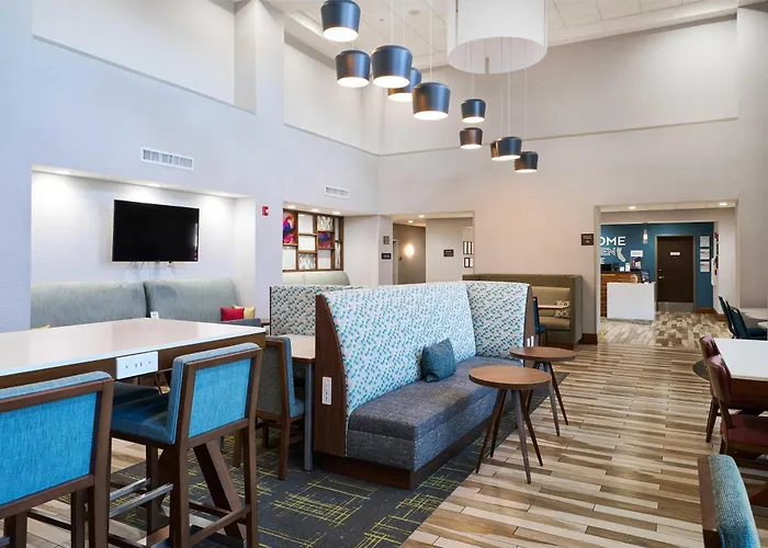 Hampton Inn & Suites Salinas