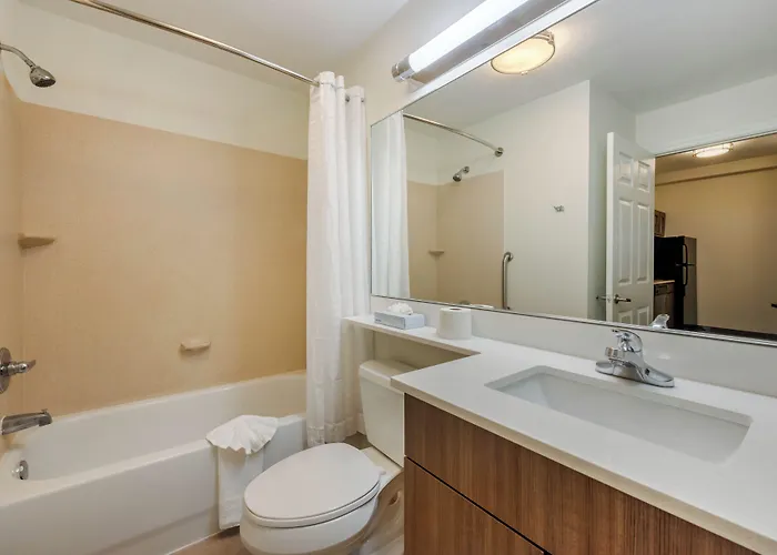 Candlewood Suites Fort Myers/Sanibel Gateway By Ihg