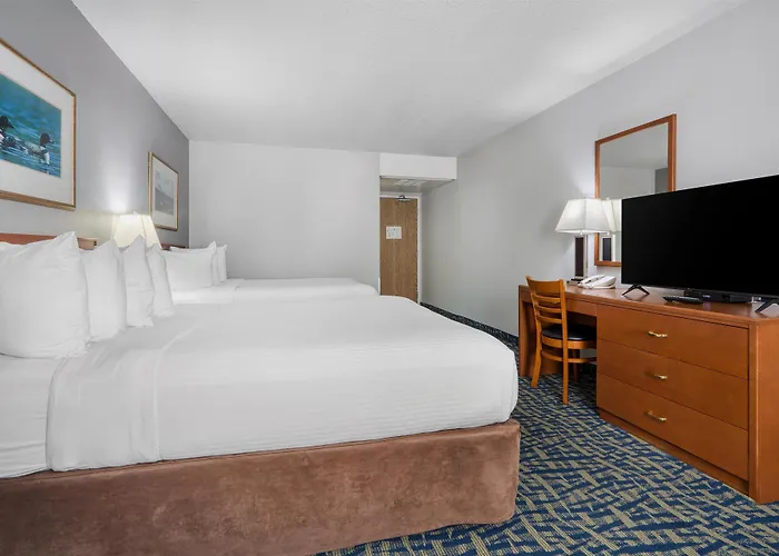 Surestay Plus Hotel By Best Western Lethbridge