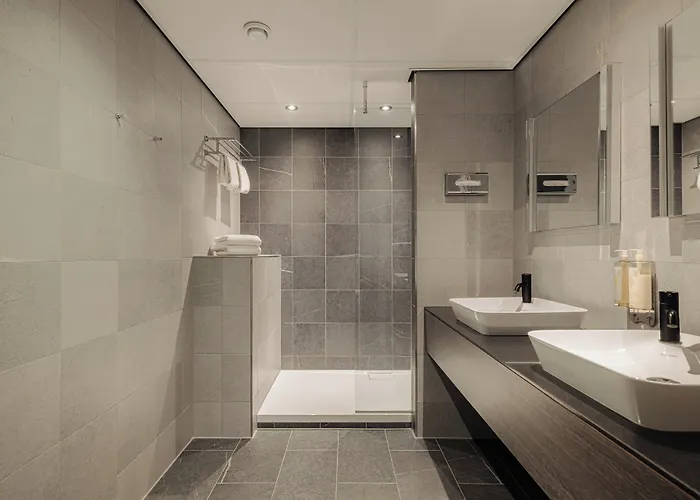 Crown Hotel Eindhoven Centre