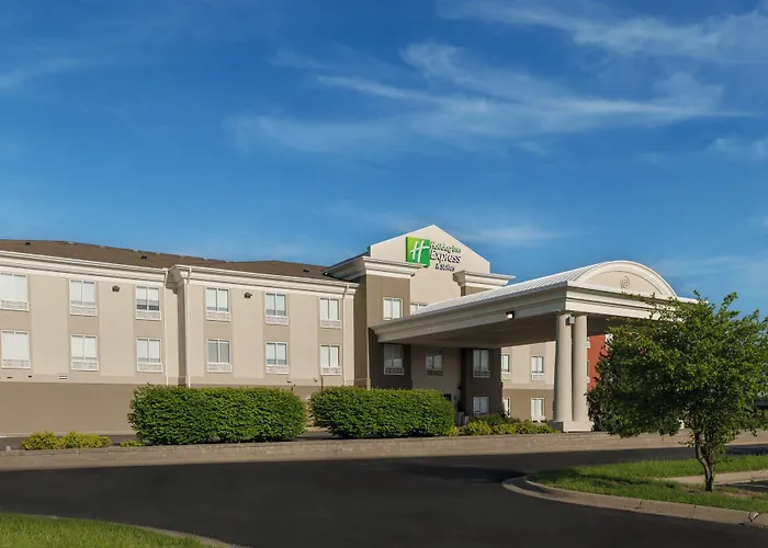 Holiday Inn Express Lawrence By Ihg