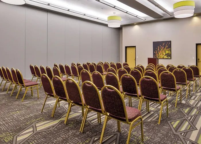 Holiday Inn Express & Suites Elk Grove Central - Hwy 99 By Ihg