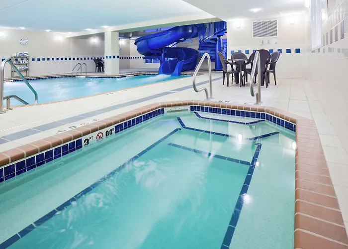 Holiday Inn Express & Suites - Dickinson By Ihg