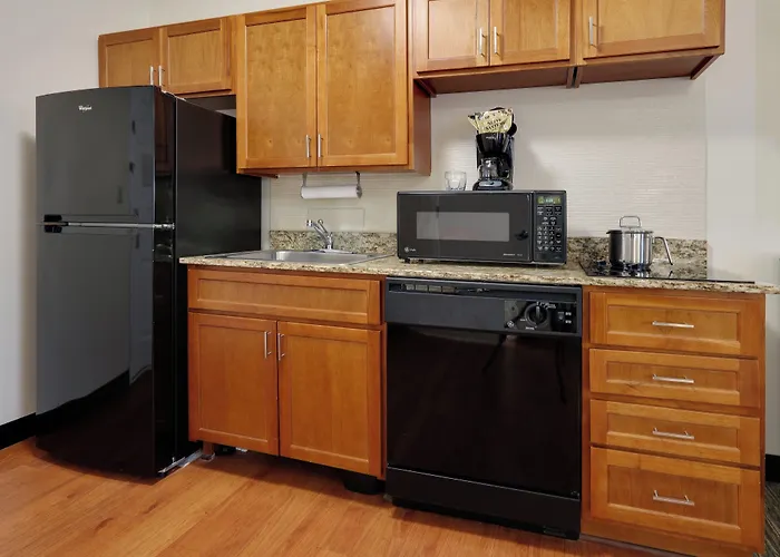 Candlewood Suites By Ihg