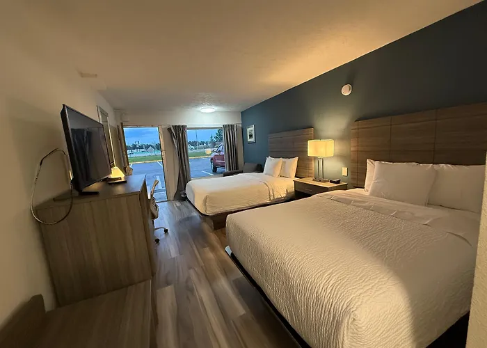 Baymont By Wyndham Lumberton Nc Hotel