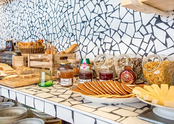 greet hotel Salon de Provence