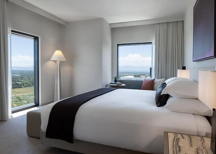 Kimpton Claret Hotel By Ihg