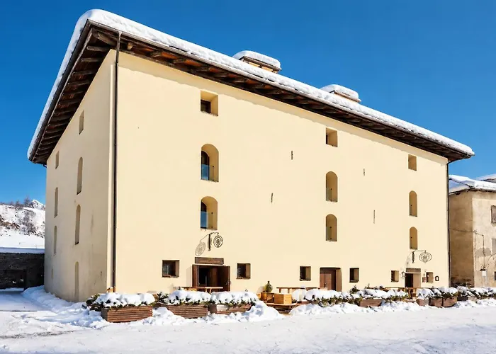 Hotel Dimora Storica La Mirandola