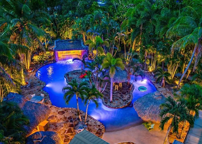 Kontiki Falls! Jupiter'S Exclusive Private Resort