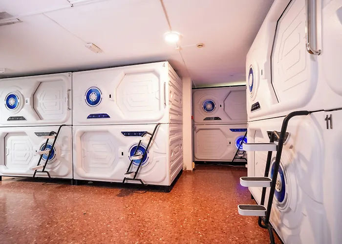 Just Hostel Capsules