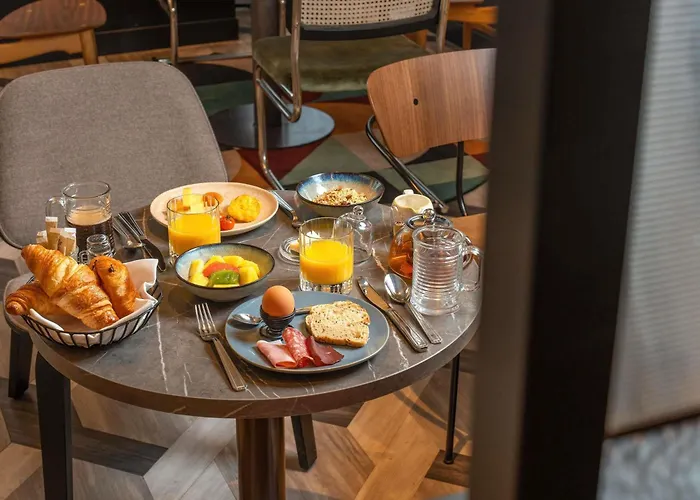 Le Splendid Hotel Lac D'Annecy - Handwritten Collection