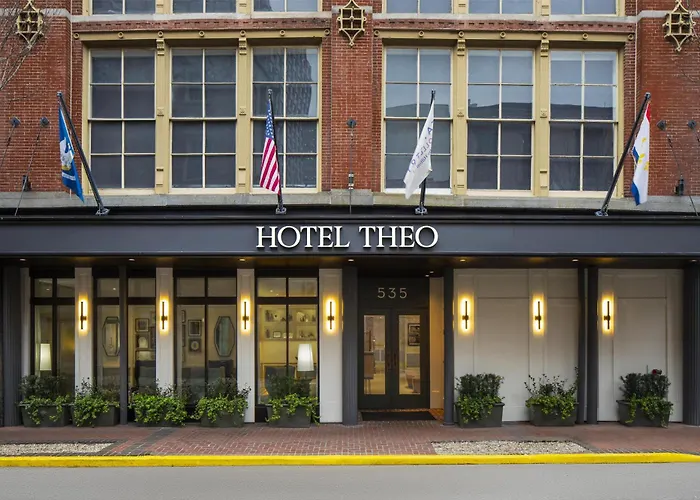 Theo , Tapestry Collection By Hilton
