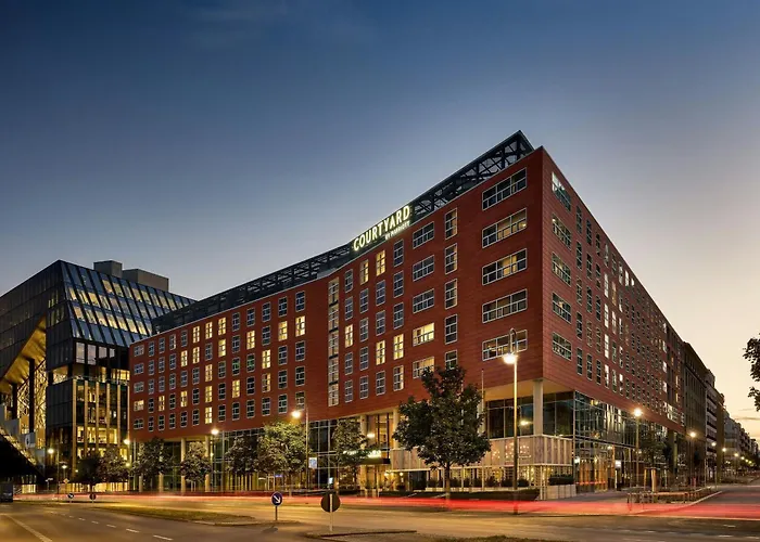 Courtyard By Marriott Berlin City Center