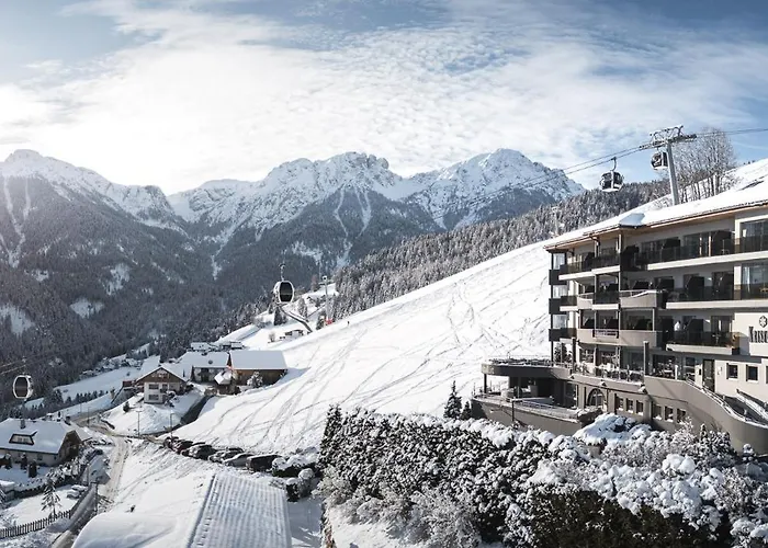 Kronplatz-Resort Hotel Kristall