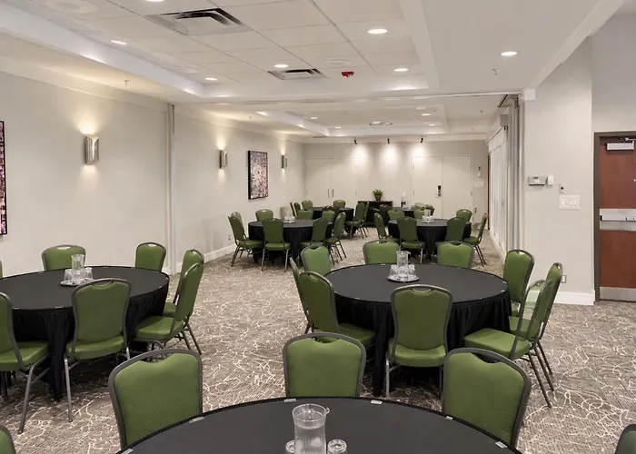Holiday Inn Vancouver Airport Richmond By Ihg