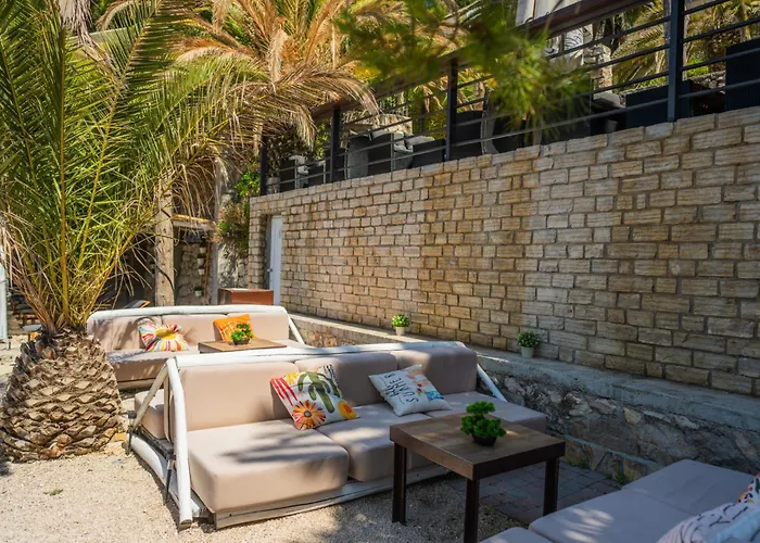 Hotel Podstine