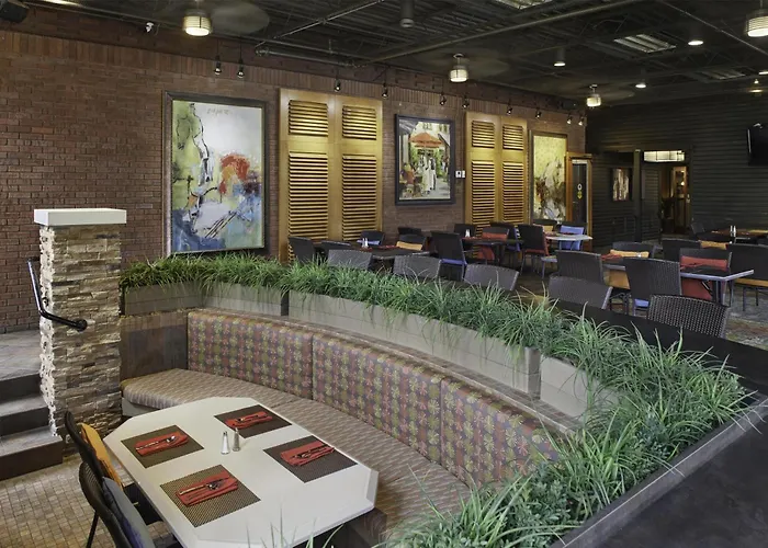 Doubletree By Hilton Akron Fairlawn