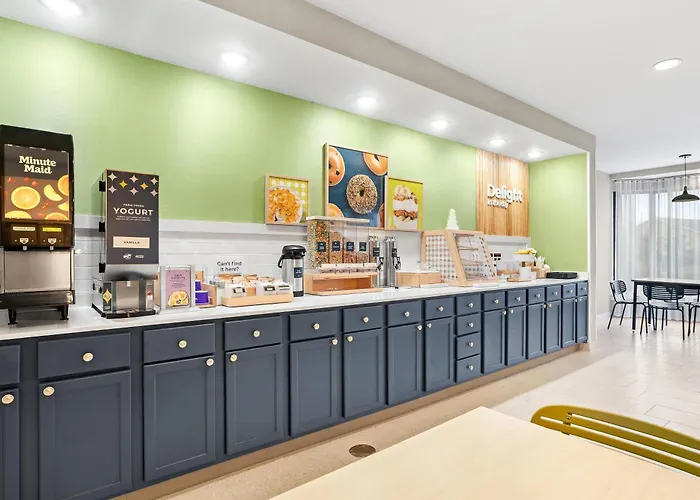 Spark By Hilton Bettendorf Quad Cities