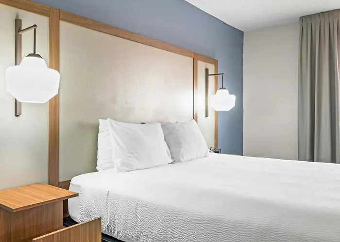 Fairfield Inn & Suites Clarksville