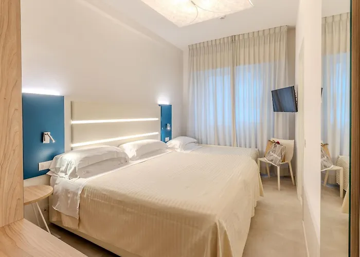 Hotel Commodore