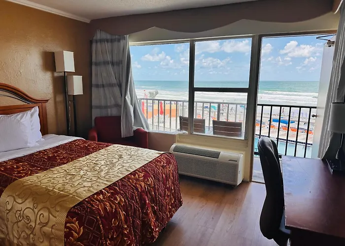 Grand Prix Motel Beach Front
