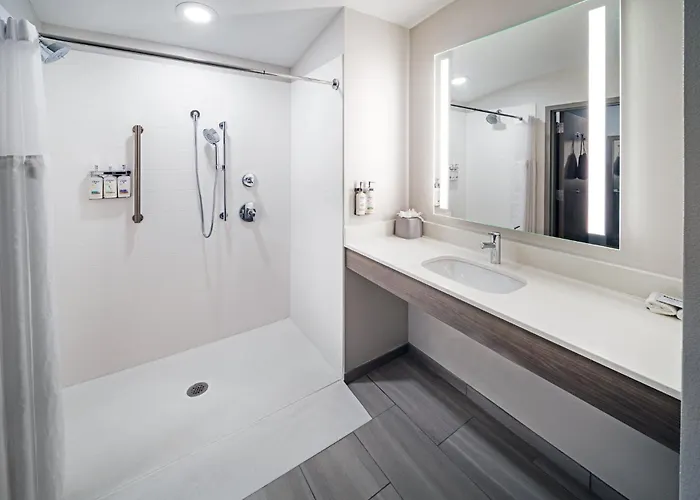 Holiday Inn Express And Suites Bossier City Louisiana Downs By Ihg