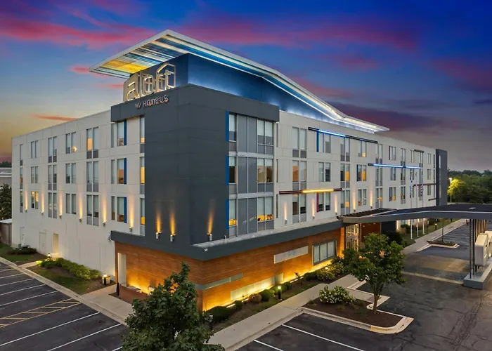 Aloft Bolingbrook