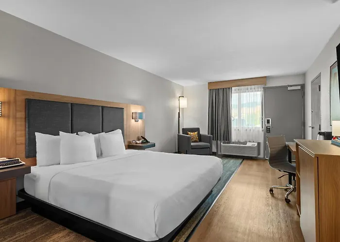 Ramada By Wyndham Cedar City