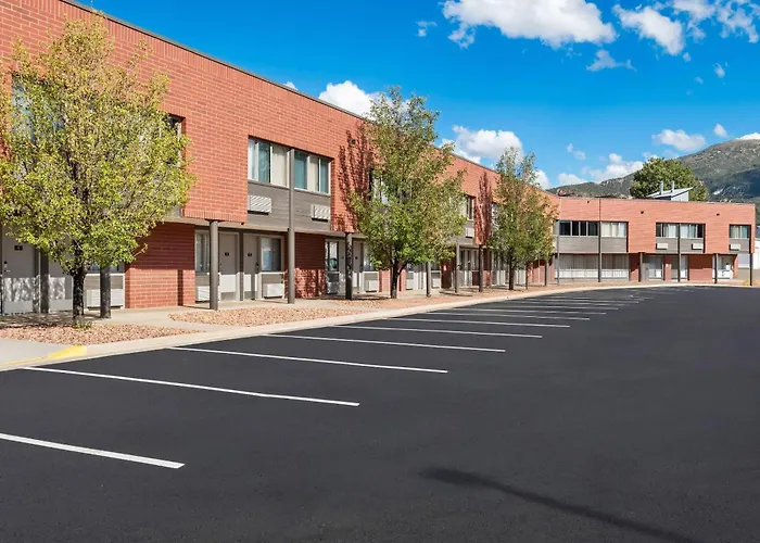 Ramada By Wyndham Cedar City