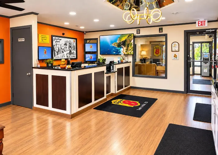 Super 8 By Wyndham