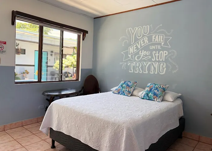 Hotel Perico Azul & Surf Camp
