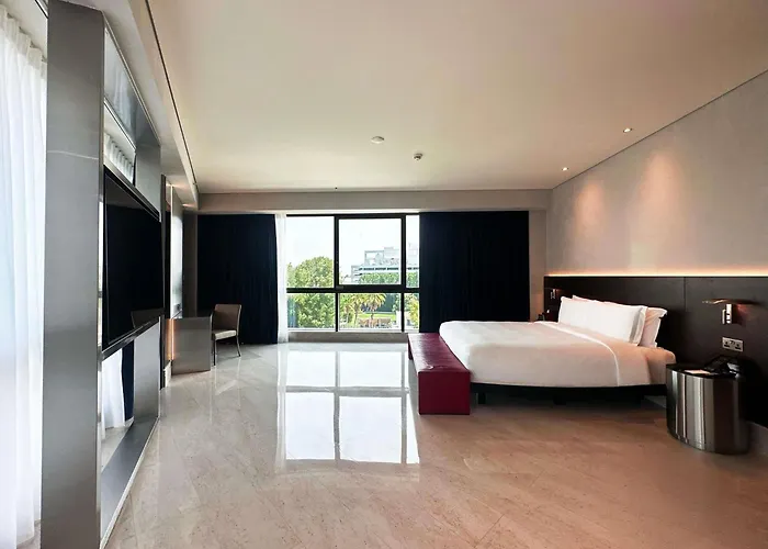 Creekside , - An Accor