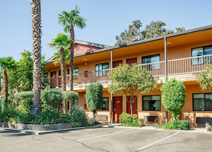 Adelaide Inn