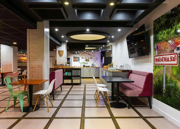 Ibis Styles Centre Canal Du Midi