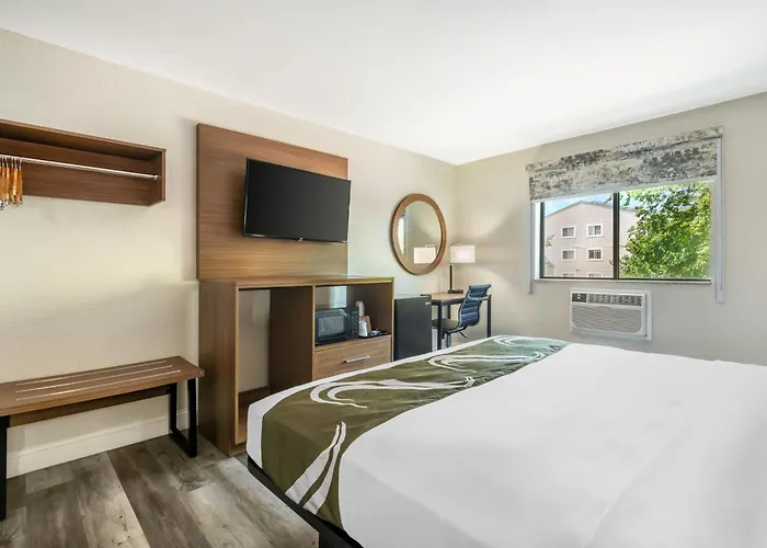 Quality Inn Chesapeake - Greenbrier
