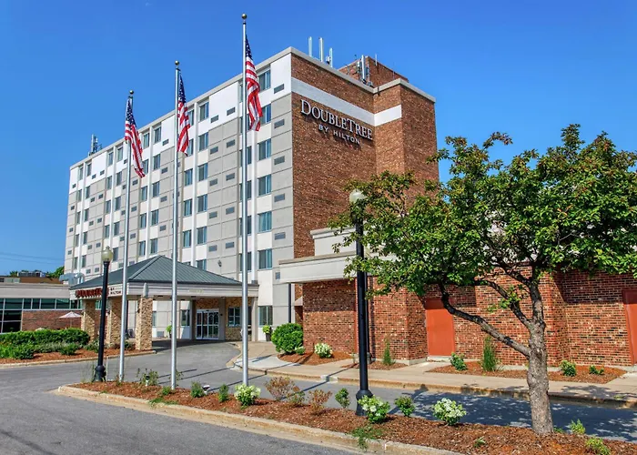 Doubletree By Hilton Neenah