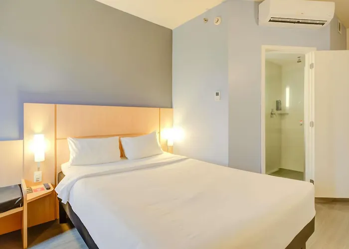 ibis Nova America