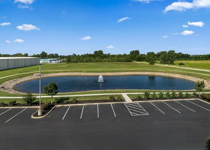 Holiday Inn Express & Suites Findlay North By Ihg