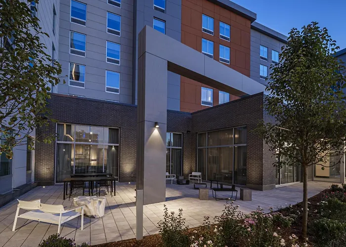 Hampton Inn Boston
