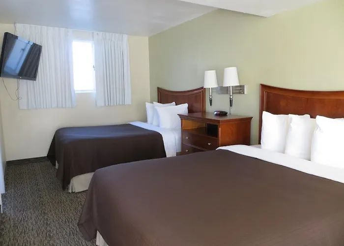 Coronet Motel
