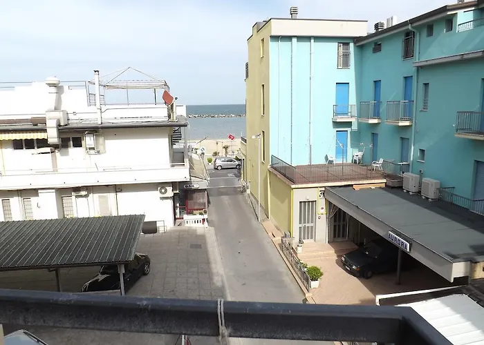 Hotel Tura